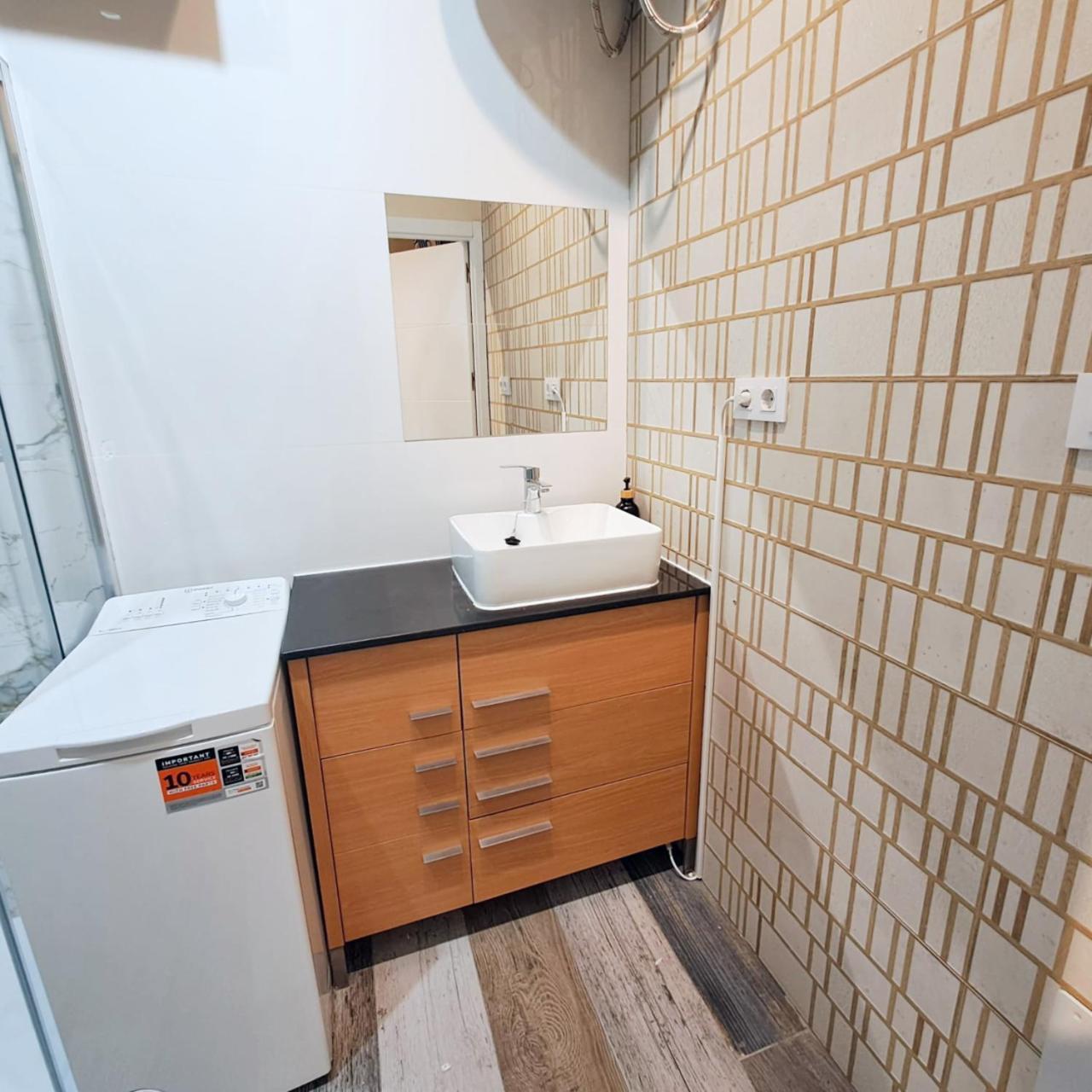 Loft Deluxe - Madrid Retiro Appartement Buitenkant foto